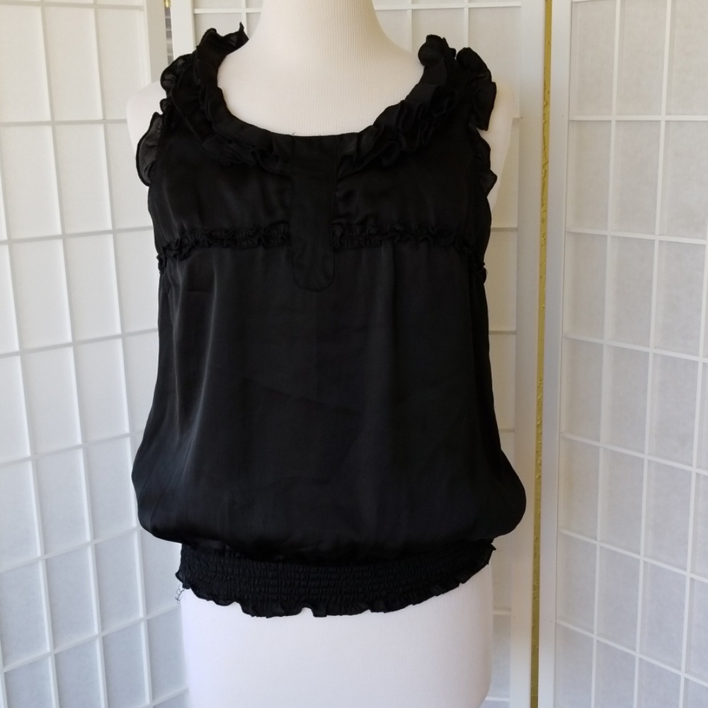Cute black top